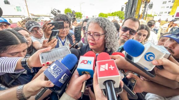 Ningún alcalde ha manifestado que no haya condiciones para festejos de El Grito: Gobernadora; invita a confiar y asistir a festejos patrios