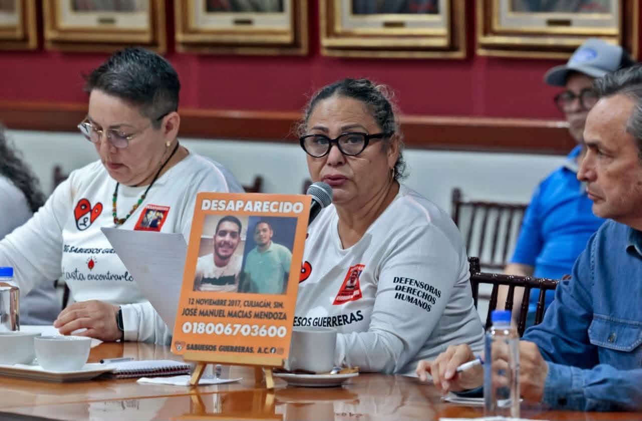 Graciela Domínguez se reúne con colectivo Sabuesos Guerreras AC