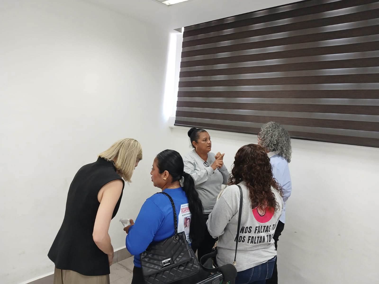 Graciela Domínguez se reúne con colectivos de búsqueda en Mazatlán