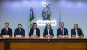 Graciela Domínguez toma protesta a seis nuevos funcionarios; estos son sus perfiles