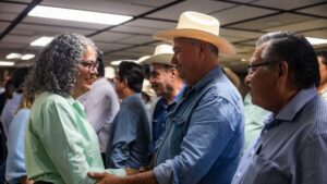 graciela dominguez y columba lopez sostienen reunion con productores de sinaloa gober