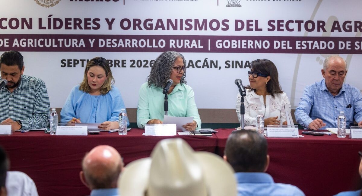 Graciela Domínguez y Columba López sostienen reunión con productores de Sinaloa; es la primera visita del Gabinete Federal