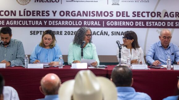 Graciela Domínguez y Columba López sostienen reunión con productores de Sinaloa; es la primera visita del Gabinete Federal