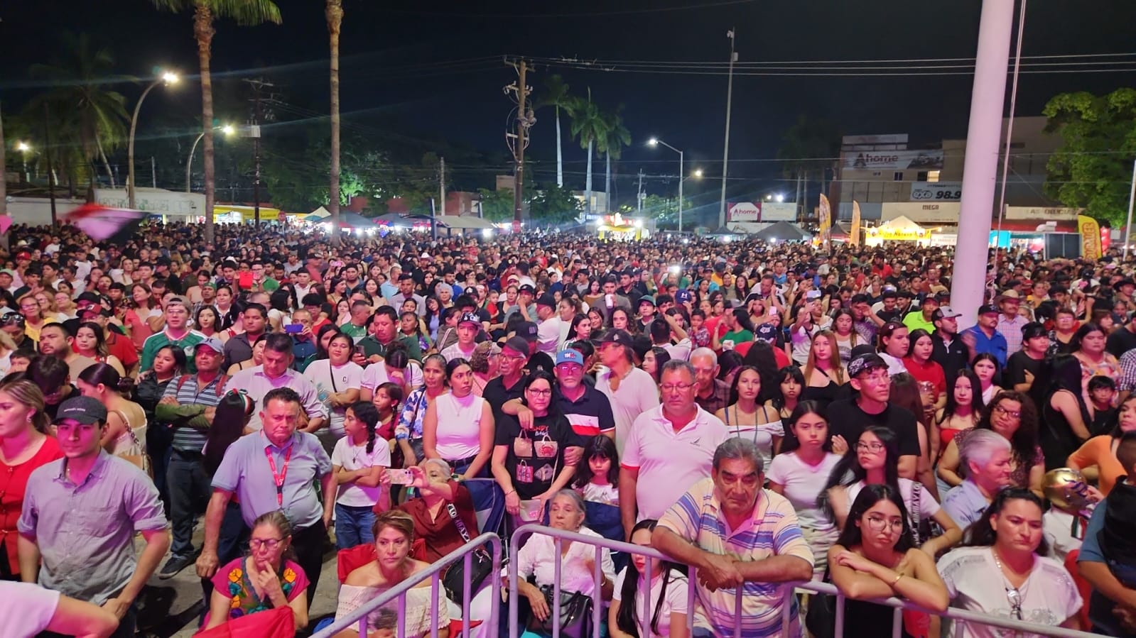 Grito de Independencia en Ahome
