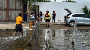 habilitan refugio temporal en altata tras salida de agua salada del mar lugar
