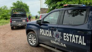 Camioneta recuperada en Navolato con reporte de robo calcinada
