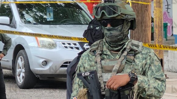 Balean a automovilista en Tierra Blanca de Culiacán, Sinaloa