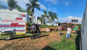 Hombre muere tras caerle un tractor encima mientras realizaba trabajos de mecánica en Mazatlán