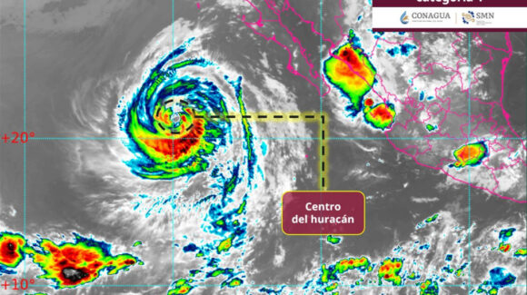 Huracán Marie aumenta lluvias en Baja California Sur y mantiene su desplazamiento hacia el noroeste en el Pacífico