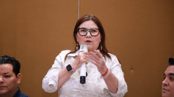 Imelda Castro llama a regidores de Morena, PT y PVEM a escuchar las necesidades del pueblo