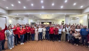 Imelda Castro se reúne con regidores y síndicos procuradores en Culiacán