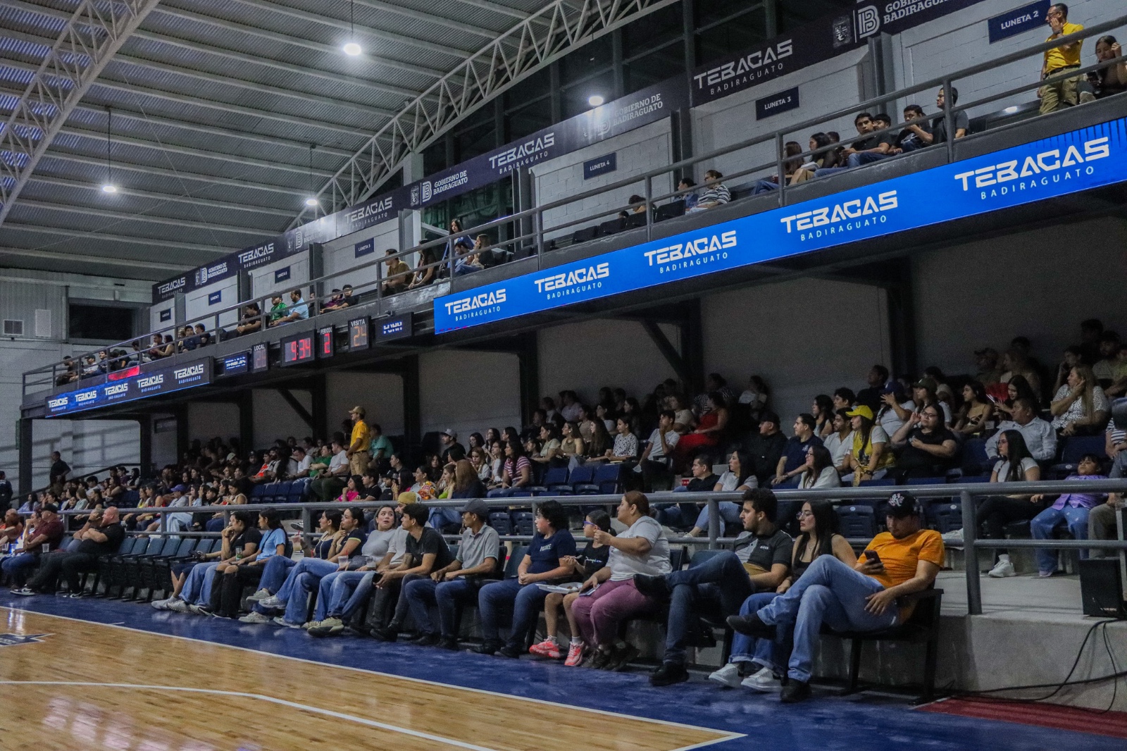 Se inaugura la monumental Arena Badiraguato con triunfo de Tebacas
