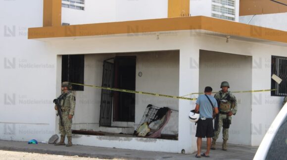 Incendio presuntamente provocado causa daños materiales en vivienda de Infonavit Jabalíes en Mazatlán, Sinaloa
