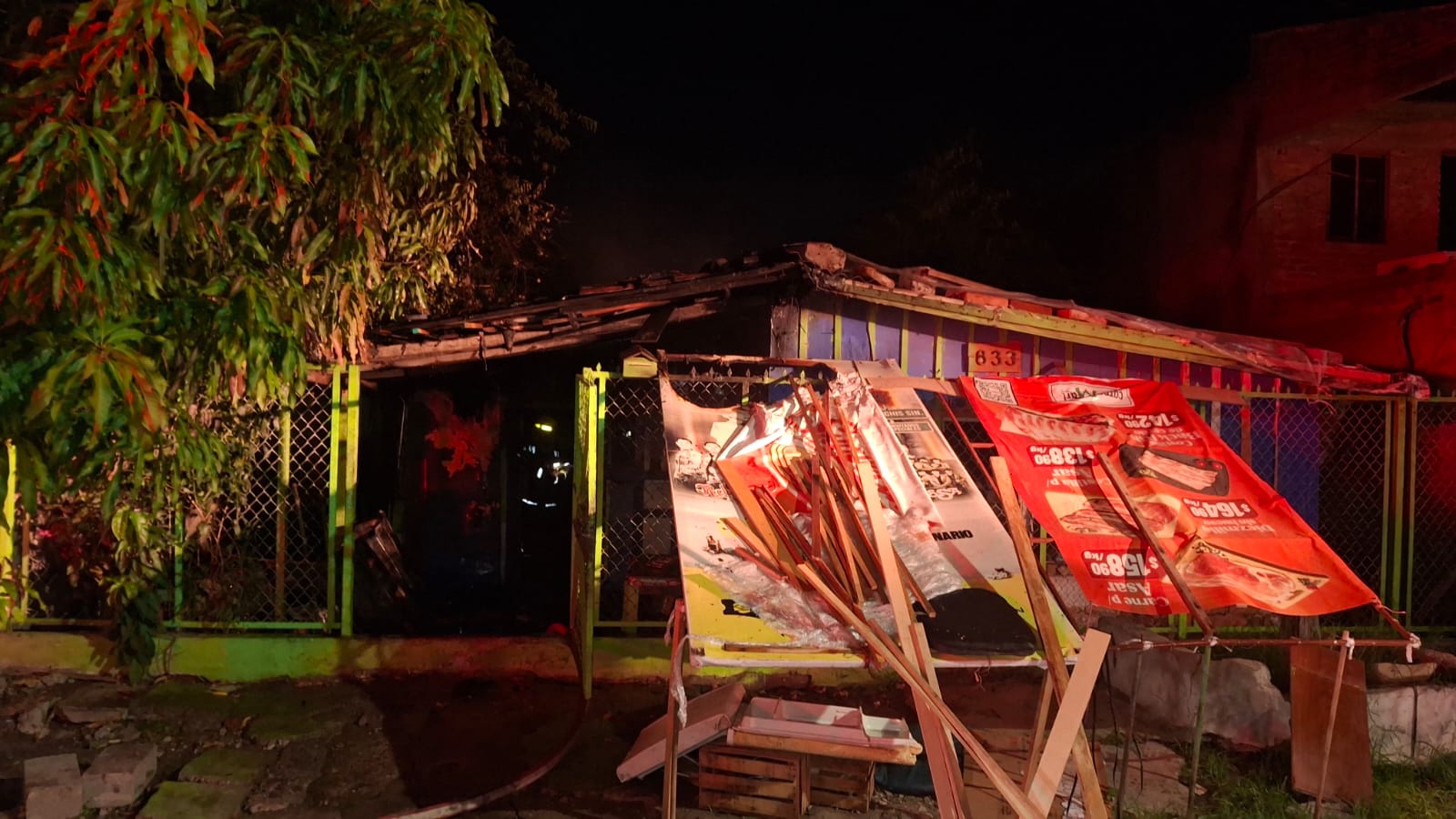 Incendio en vivienda de la Toledo Corro, en Los Mochis