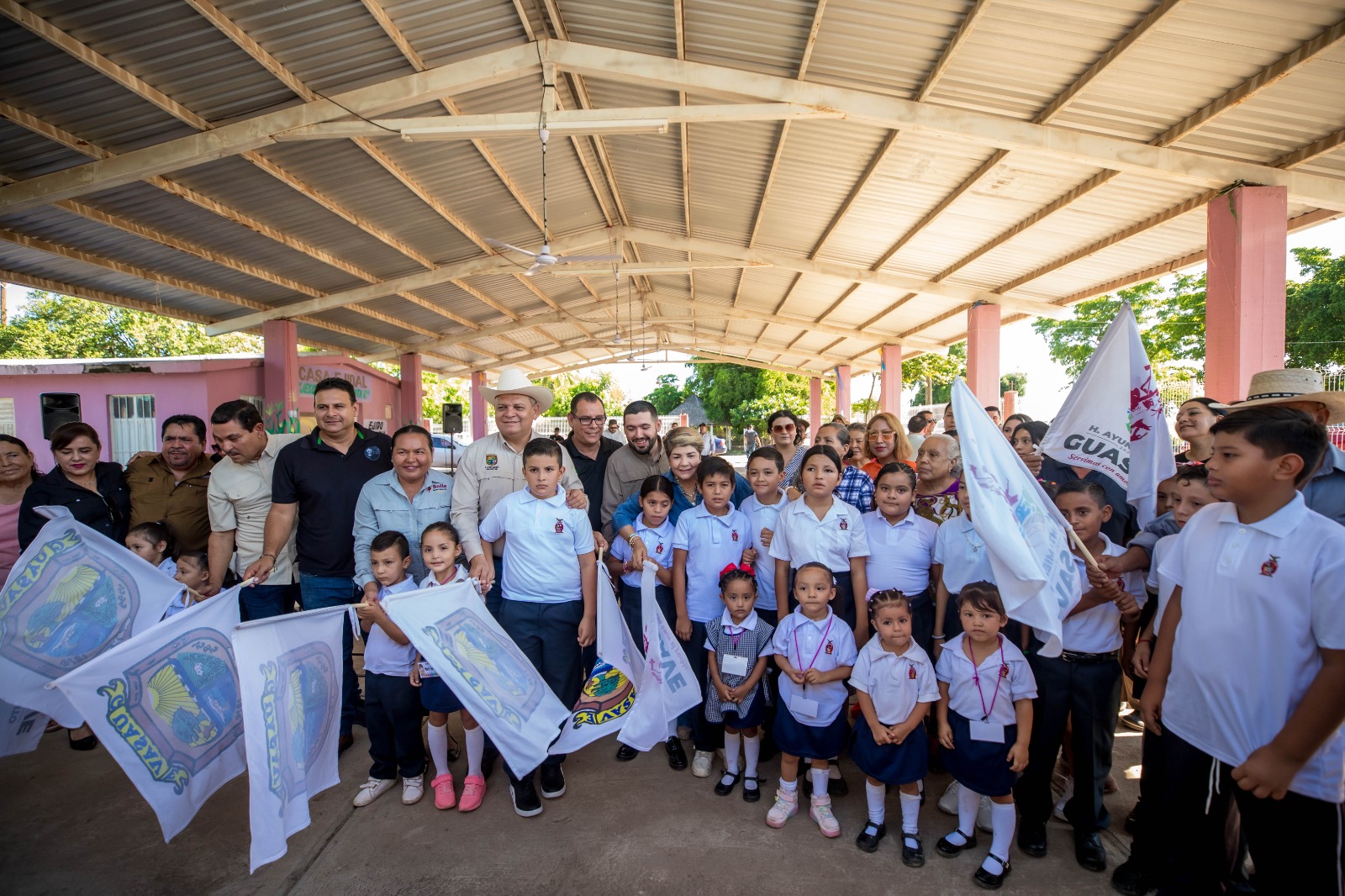 Inician la construcción de una techumbre en escuela de Guasave