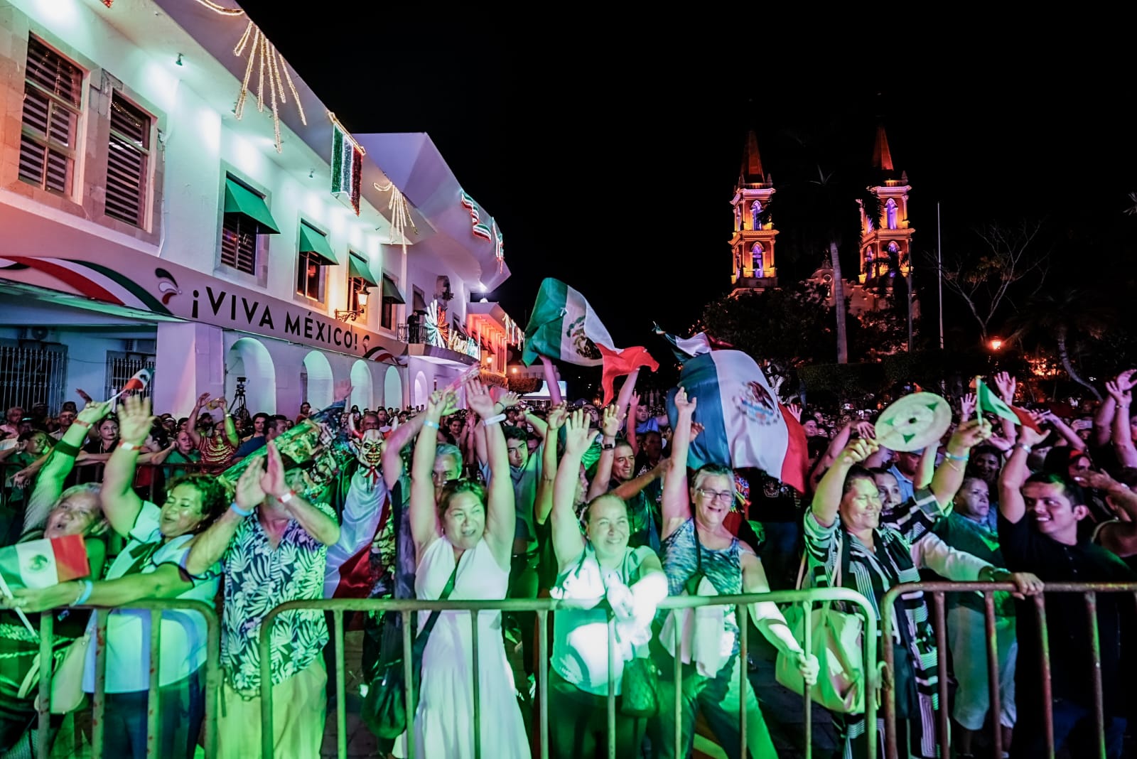 Espectáculo del Grito de Independencia en Mazatlán