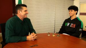isde recibe a dante urquiza tras ganar tres medallas en el mundial de powerlifting 2026 en sudafrica