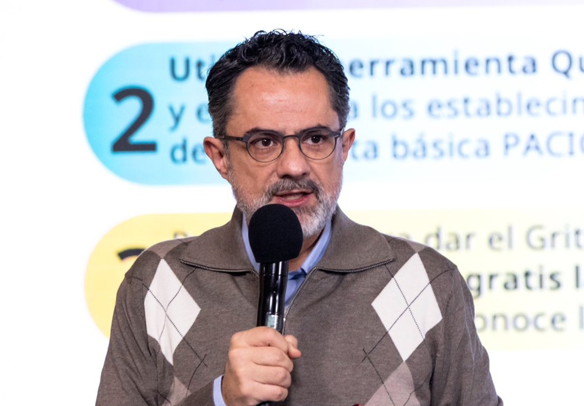 Iván Escalante en conferencia 'mañanera'