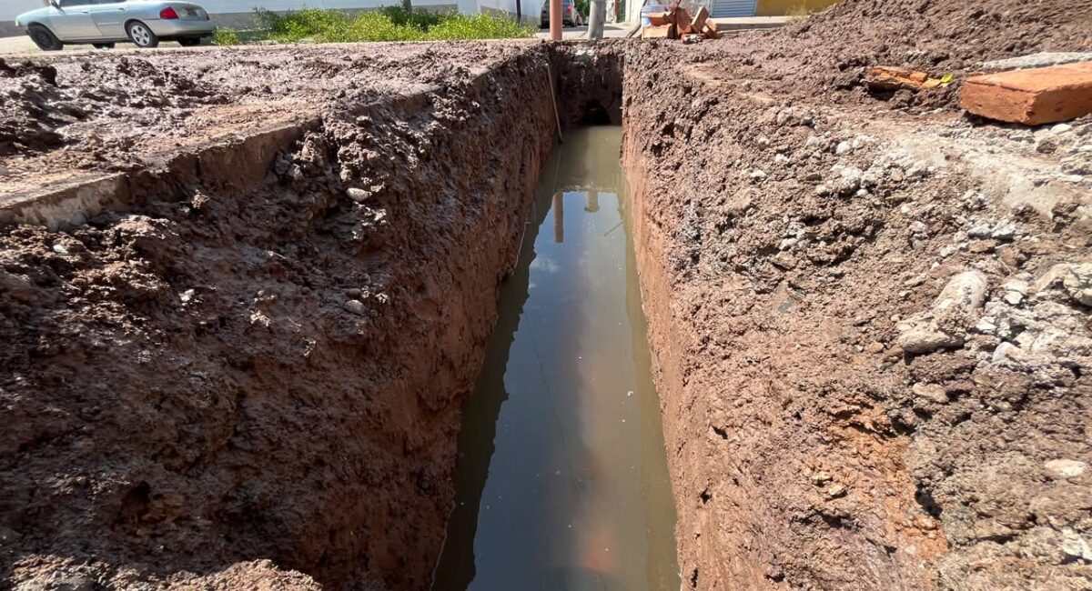 Rehabilita Japama tramo de drenaje sanitario en el Centro de Los Mochis
