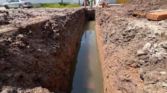 Rehabilita Japama tramo de drenaje sanitario en el Centro de Los Mochis