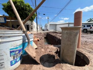 Rehabilitación de 120 metros de atarjea de drenaje sanitario