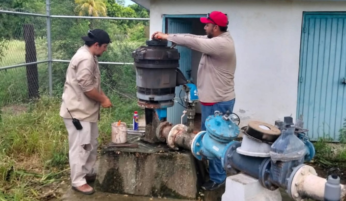 Japasa trabaja en reparar falla en equipo de bombeo