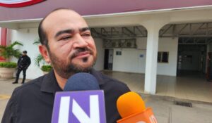 Familiares del excandidato de Choix Juan Carlos Ochoa acuden a Vicefiscalía por cadáver hallado en Range Rover en El Fuerte
