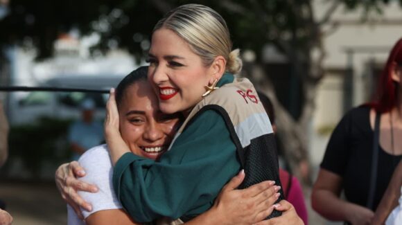 Atienden 69 solicitudes durante jornada “Contigo Mazatlán” en la colonia Los Portales