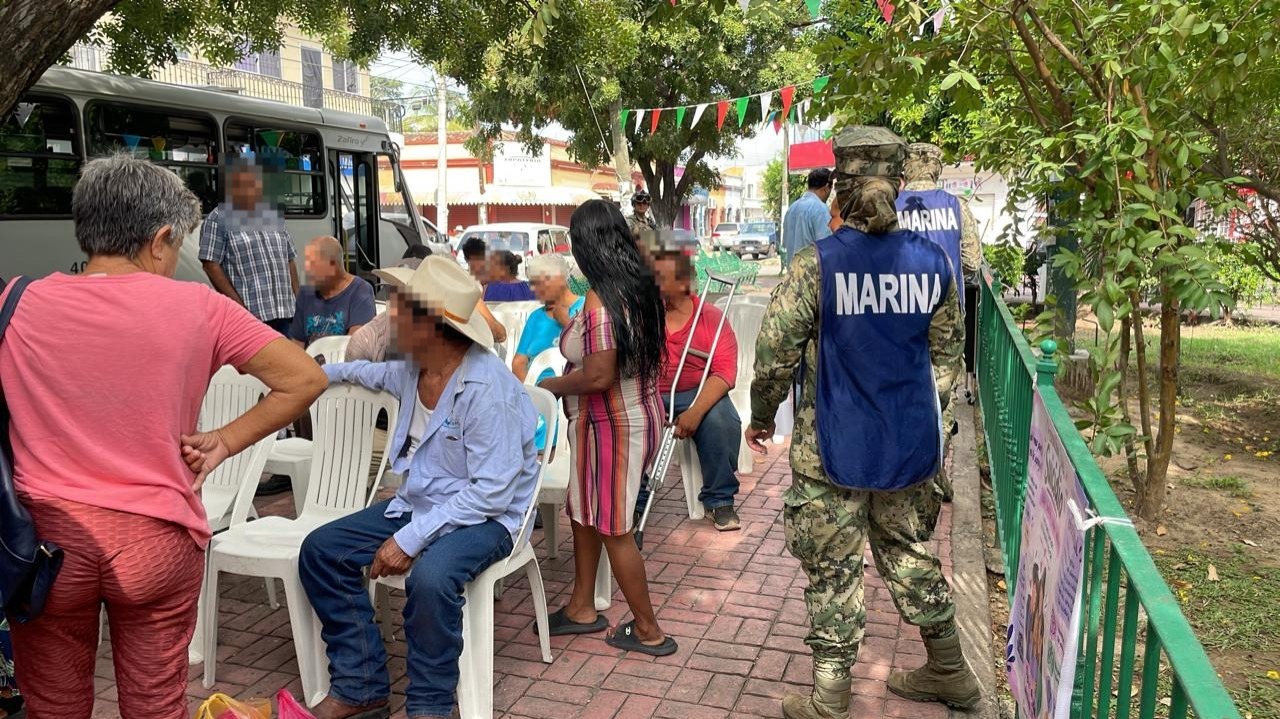 Jornadas de atención de la Marina en comunidades al sur de Sinaloa