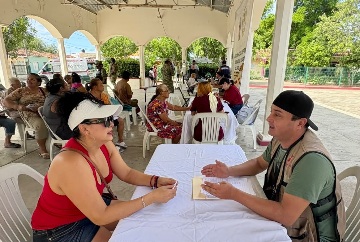 Jornadas de atención en El Roble y Siqueros, Mazatlán