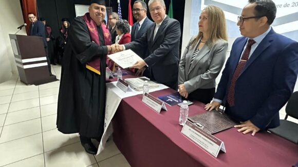 Se gradúan 79 estudiantes de maestría en la Unipol; destaca secretario Seguridad de Guasave