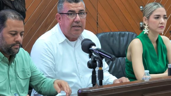 Tesorero de Mazatlán comparece ante Cabildo tema de Gran Acuario; informa adeudo pendiente de más de 37 mdp