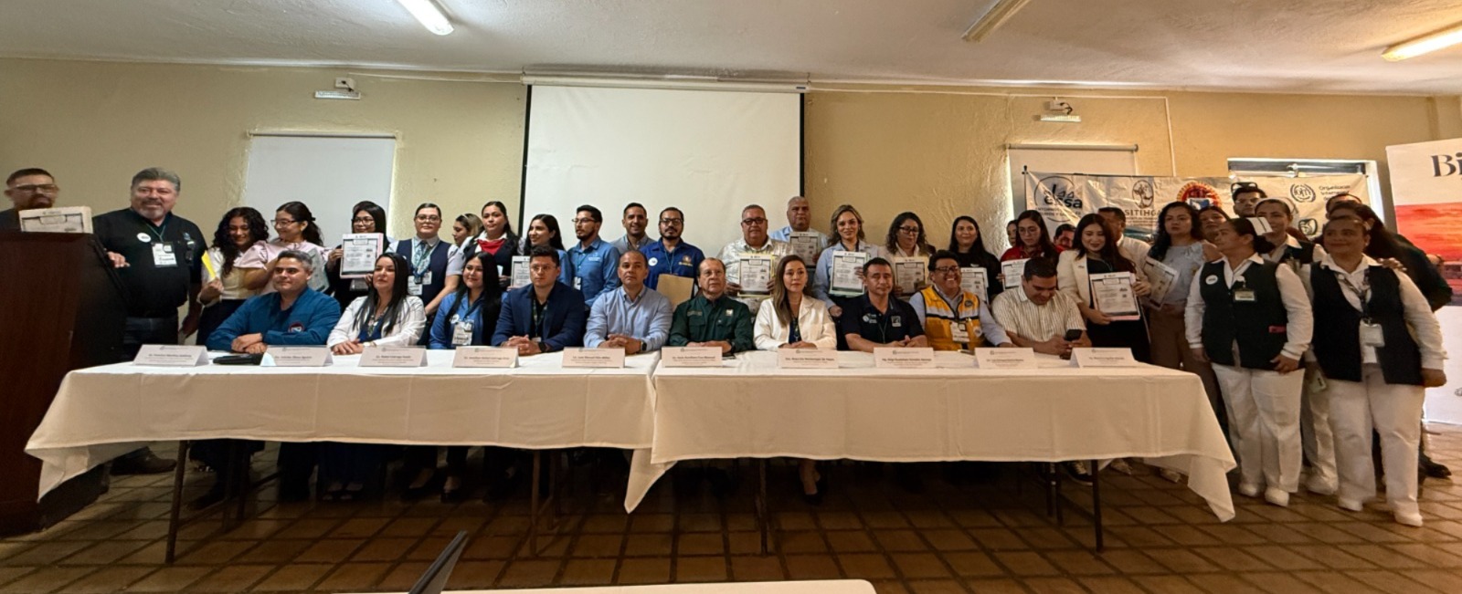 Jumapam recibe del IMSS el distintivo ELSSA