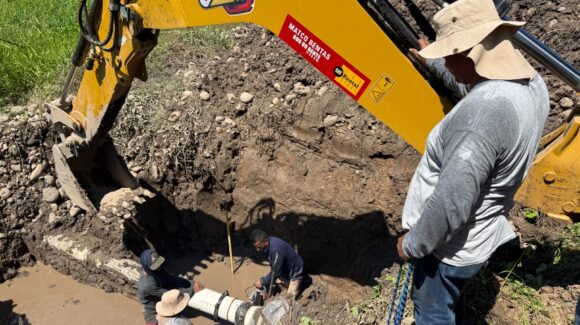 ¡Regresa el agua a Villa Unión, Mazatlán, Sinaloa! Jumapam repara tubería y restablece el servicio