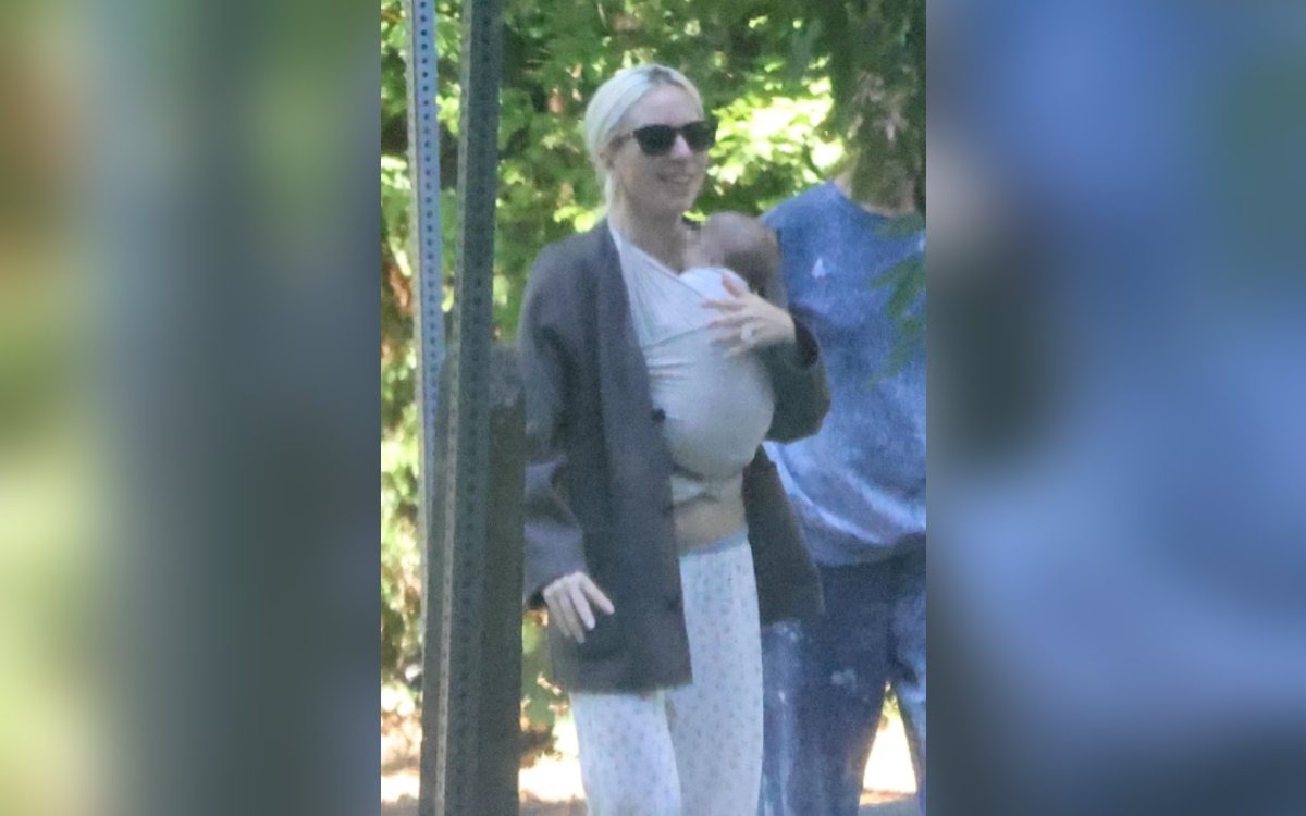 Lady Gaga con su bebé