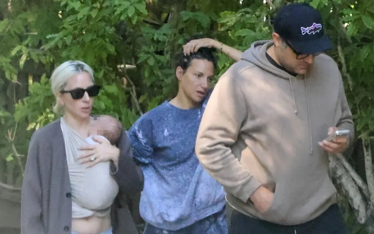 Lady Gaga con su bebé