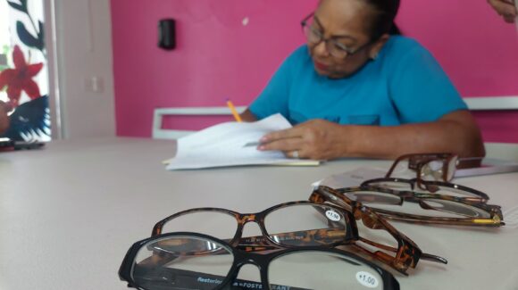 ¿Requieres de unos lentes? DIF Salvador Alvarado estará entregando lentes gratuitos