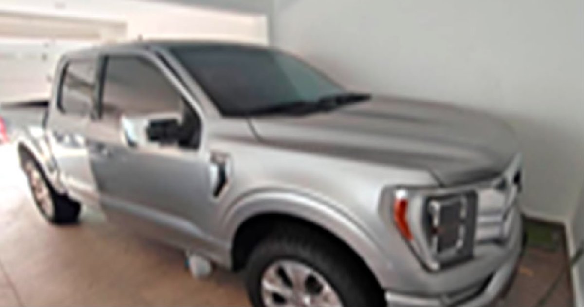lo asegurado tras cateo de dos casas durante operativo en Isla musala camioneta