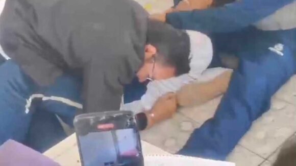Capturan y vinculan a proceso a maestro ventilado en plenos ‘juegos’ de índole sexual, a través de redes sociales
