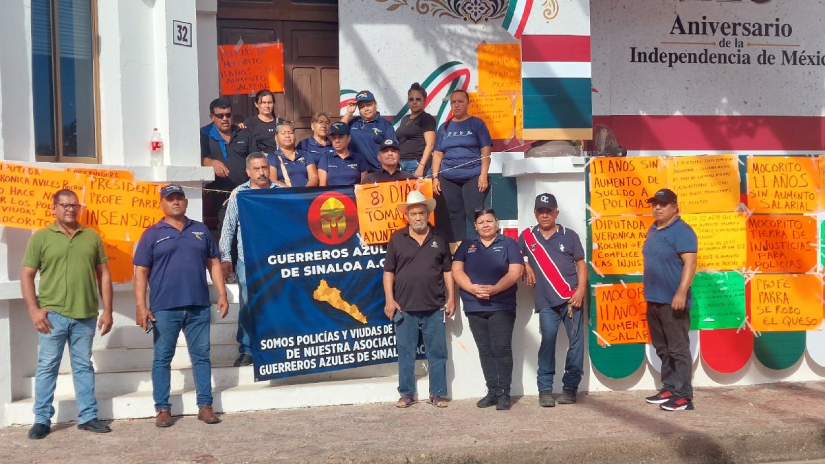 manifestacion de guerrero azules en ayuntamiento de mocorito sin