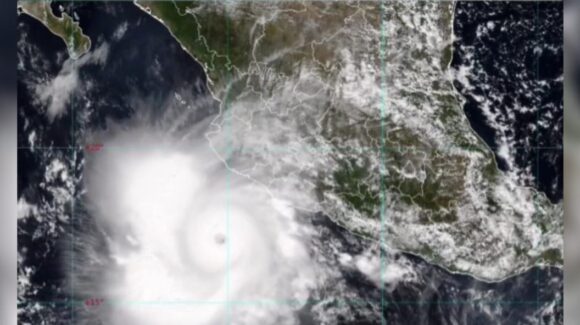 Entre domingo y lunes se estará sintiendo con mayor fuerza el huracán “Polo” sobre el norte de Sinaloa: SMN