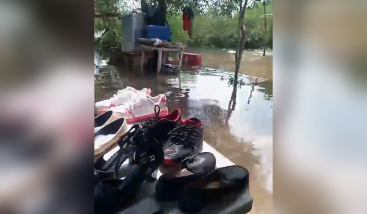 Marejadas dejan afectaciones en casas de El Caracol, Guasave
