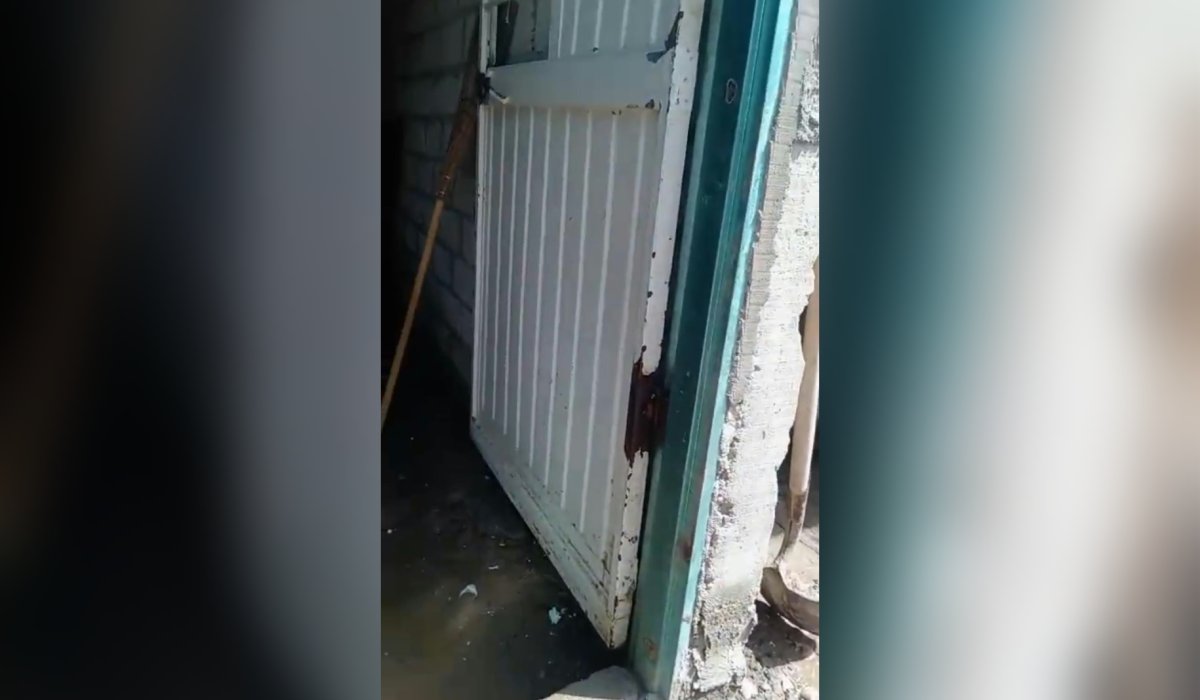 Marejadas dejan afectaciones en casas de El Caracol, Guasave
