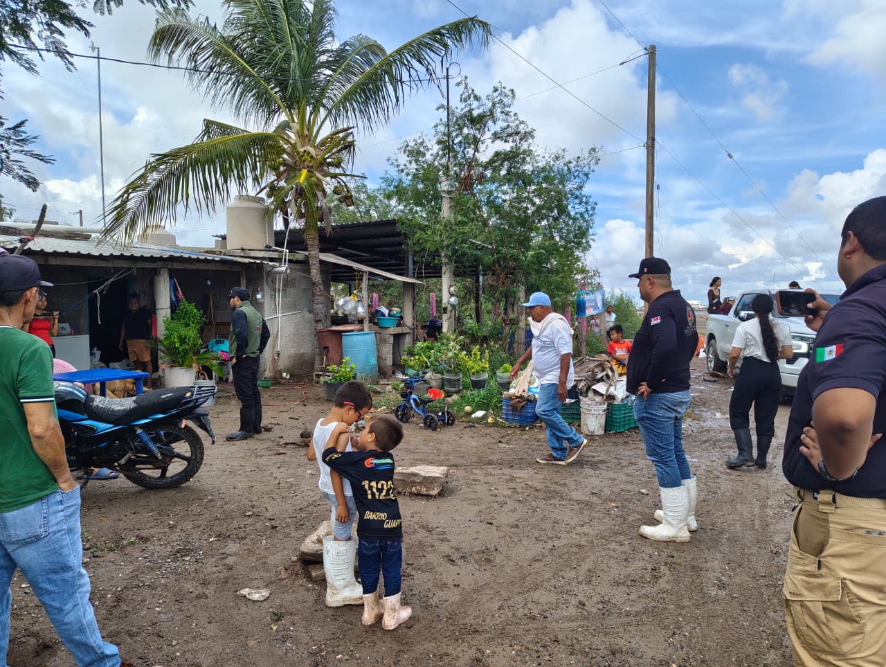 Marejadas por huracán Polo dejan afectaciones en viviendas de Guasave