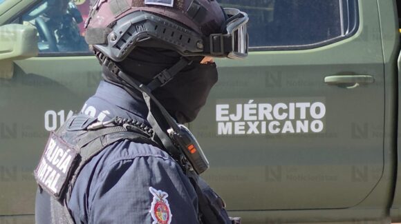 Con una piedra sujeto asalta sucursal bancaria en El Vallado de Culiacán, Sinaloa