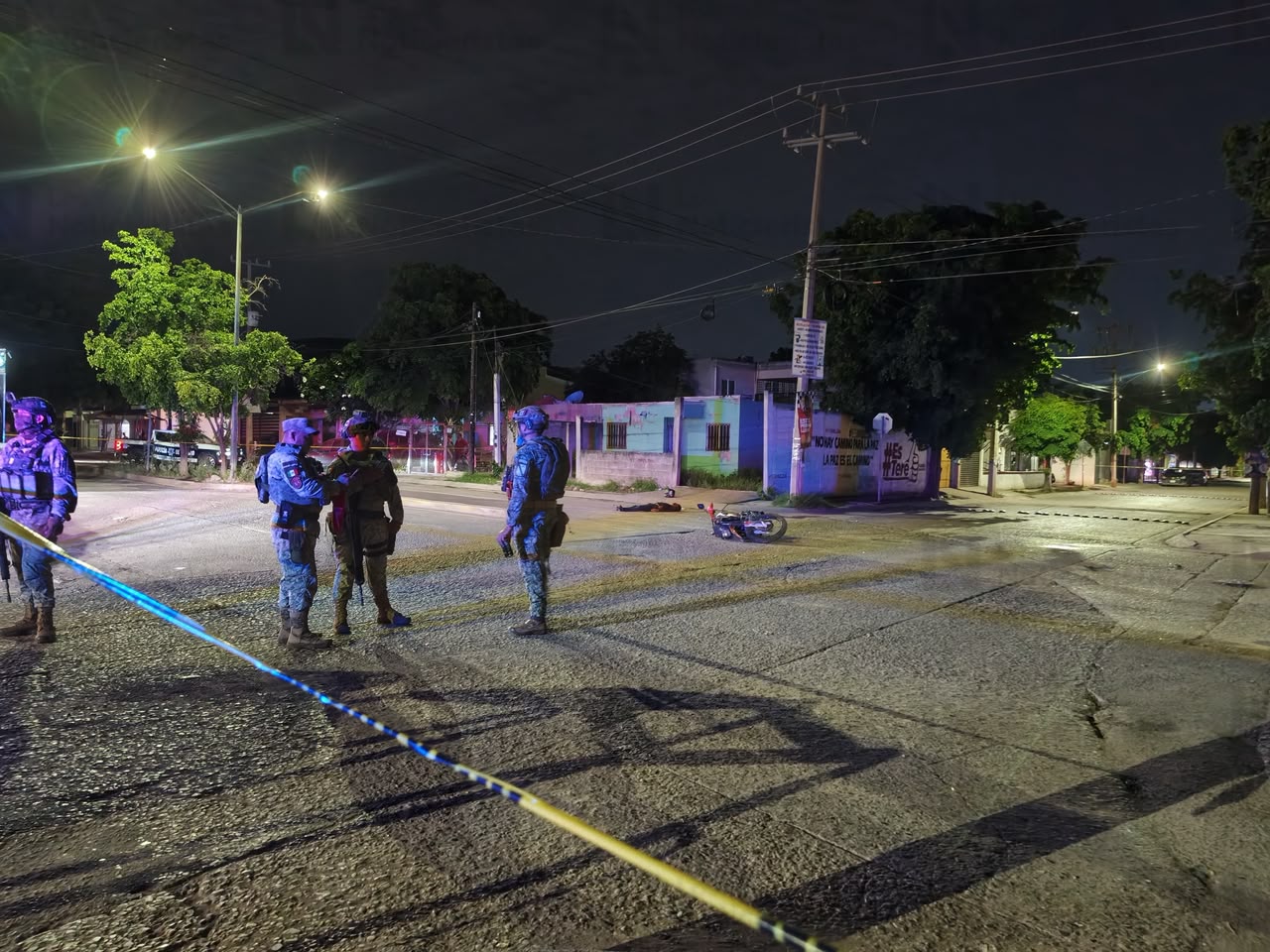 Motociclista muere tras accidente en Los Huertos, Culiacán