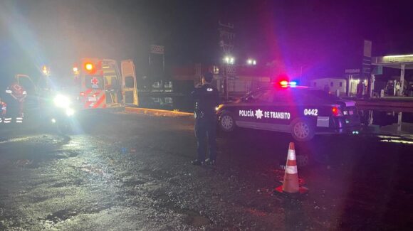 Joven motociclista resulta lesionado tras chocar contra un tambo en Guasave, Sinaloa