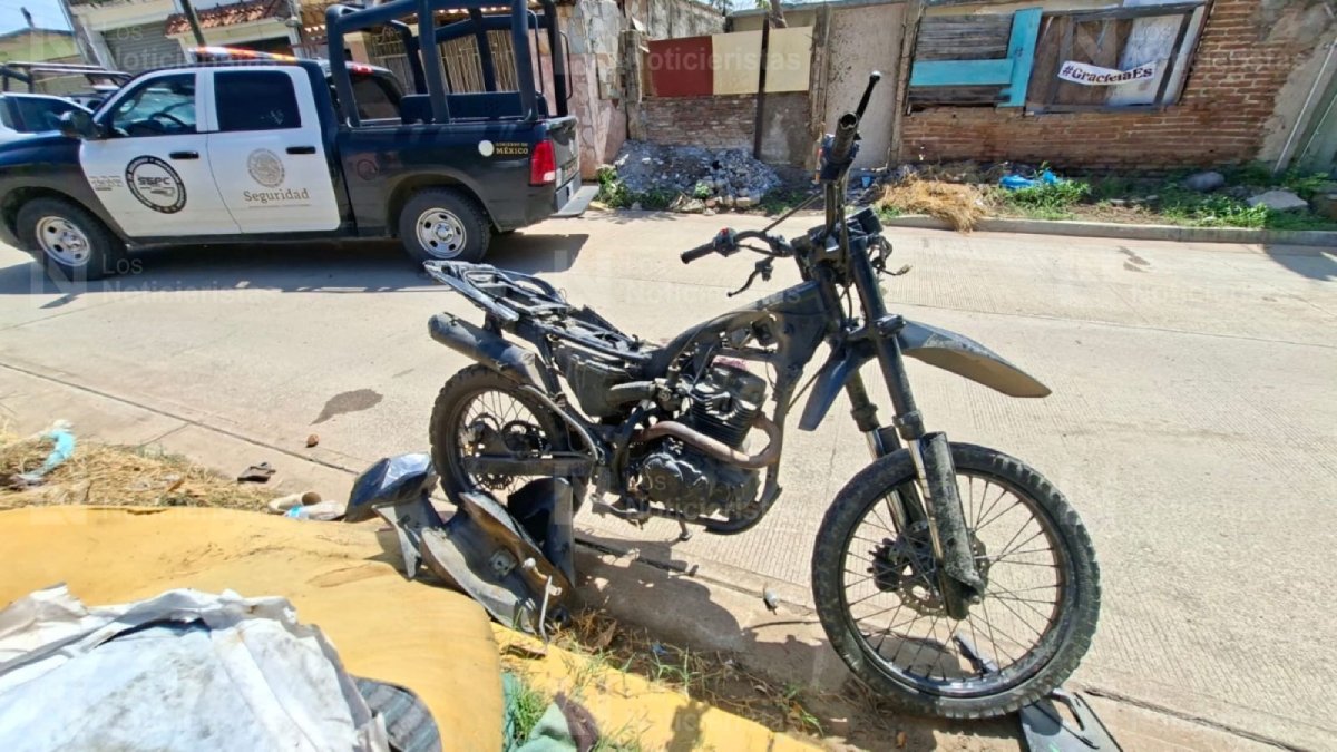 motociclista sufre aparatosa caida en la colonia flores magon lugar