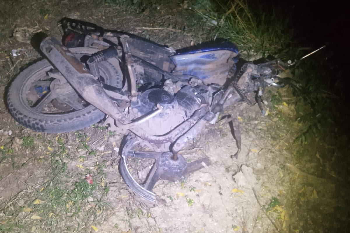 motocicleta Italika FT 125, color azul marino y sin placas de circulación
