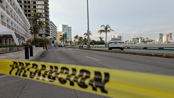 Mueren dos motociclistas tras accidente sobre la avenida Del Mar en Mazatlán, Sinaloa